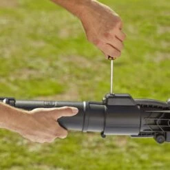 Black & Decker BLACK+DECKER BEBLV301 Bladblazer - Blaas En Zuigfunctie - Rugzak Als Opvangzak 20 Black & Decker BLACK+DECKER BEBLV301 Bladblazer - Blaas En Zuigfunctie - Rugzak Als Opvangzak -Tuingereedschap Winkel 1200x1200 556