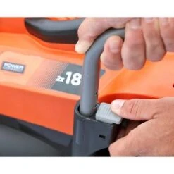 Black & Decker BLACK+DECKER BCMW3318N-XJ Grasmaaier - 18V - 33cm - Excl. Accu & Lader -Tuingereedschap Winkel 1200x1200 677