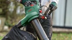 Bosch UniversalGardenTidy 2300 Bladblazer - Op Snoer - 2300 W -Tuingereedschap Winkel 1200x675 20