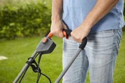 GARDENA - Powermax 32 - Grasmaaier (gemotoriseerd) - Maaibreedte 32 Cm - Gazons Tot 200 M2 -Tuingereedschap Winkel 1200x799 109