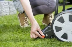 GARDENA Kooimesmaaier 330 Grasmaaier - Maaibreedte 33 Cm - Gazons Tot Ca. 150 M² 24 GARDENA Kooimesmaaier 330 Grasmaaier - Maaibreedte 33 Cm - Gazons Tot Ca. 150 M² -Tuingereedschap Winkel 1200x799 136