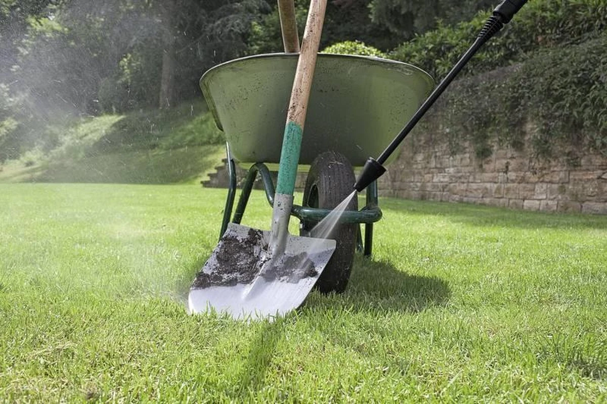 Kärcher K2 Universal Basic Hogedrukreiniger - 1400W - 110 Bar - 20 M²/h - Zonder Terrasreiniger 5 Kärcher K2 Universal Basic Hogedrukreiniger - 1400W - 110 Bar - 20 M²/h - Zonder Terrasreiniger - Afbeelding 3