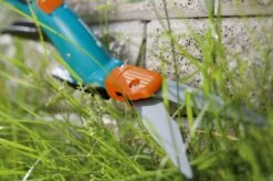 GARDENA Comfort Grasschaar - 360° Draaibaar - Antikleef Coating - Golfsnede -Tuingereedschap Winkel 1200x799 47