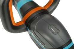 GARDENA - ComfortCut 50/18V-P4A Ready-To-Use Set - Heggenschaar -Tuingereedschap Winkel 1200x799 49