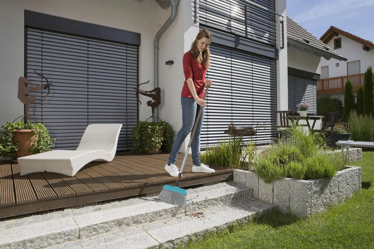 GARDENA Combisystem Terrasbezem - Breedte 32cm - Geadviseerde Steellengte 130cm 13 GARDENA Combisystem Terrasbezem - Breedte 32cm - Geadviseerde Steellengte 130cm - Afbeelding 11