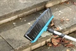 GARDENA Combi System Straatbezem - Aanbevolen Steellengte 130-150 Cm -Tuingereedschap Winkel 1200x800 122