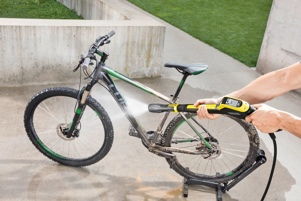 Kärcher K 5 Premium Smart Control Home Hogedrukreiniger - 2100W - 145 Bar - 40 M²/h - Met Terrasreiniger 22 Kärcher K 5 Premium Smart Control Home Hogedrukreiniger - 2100W - 145 Bar - 40 M²/h - Met Terrasreiniger - Afbeelding 20