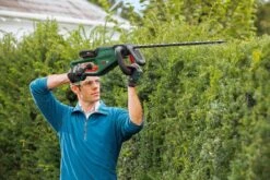 Bosch UniversalHedgeCut 18-55 Heggenschaar - Zonder 18V Accu En Oplader -Tuingereedschap Winkel 1200x800 68