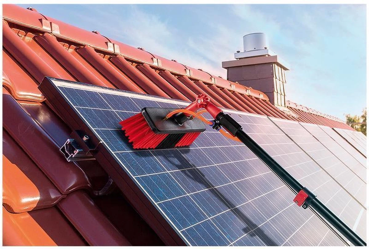 HIGHWALL Telescoopsteel Met Borstel - Glazenwassersset - Tot 4,6m Uitschuifbaar - Met Zeepdispenser 10 HIGHWALL Telescoopsteel Met Borstel - Glazenwassersset - Tot 4,6m Uitschuifbaar - Met Zeepdispenser - Afbeelding 8