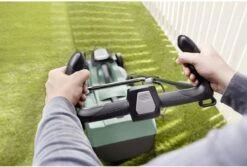 Bosch CityMower 18-300 Accu Grasmaaier - Met 1 X 18 V Accu En Lader 28 Bosch CityMower 18-300 Accu Grasmaaier - Met 1 X 18 V Accu En Lader -Tuingereedschap Winkel 1200x813 5