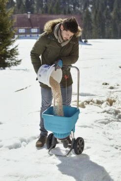 GARDENA Strooiwagen XL Strooikar - 800m2 - 18 Liter -Tuingereedschap Winkel 799x1200 49