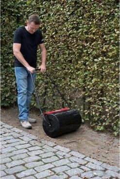 Kreator KRTGR9101 Tuinwals - 50 Cm Werkbreedte 12 Kreator KRTGR9101 Tuinwals - 50 Cm Werkbreedte -Tuingereedschap Winkel 803x1200 4