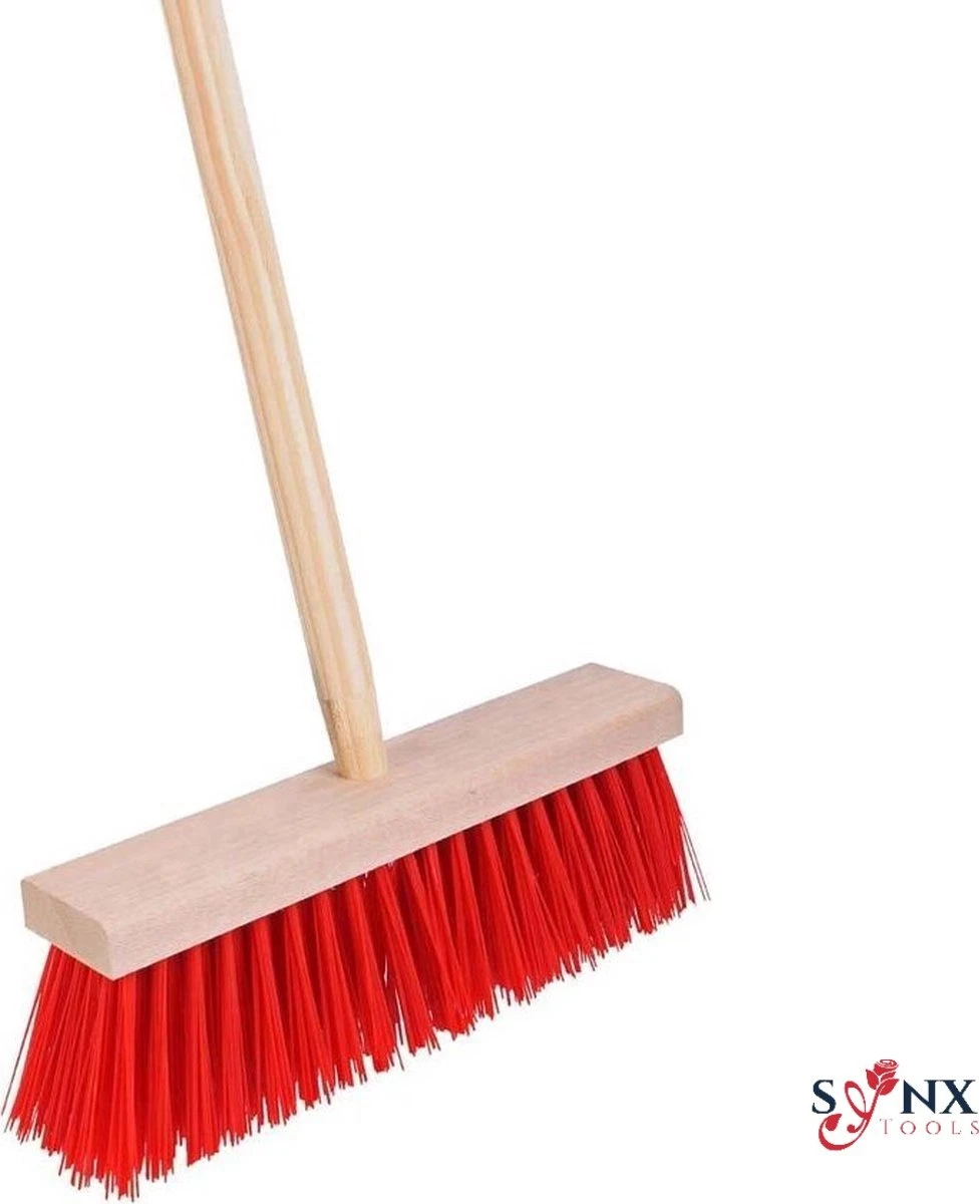 Synx Tools Harde Bezem Rood- Tuinbezem -Nylon - 30 Cm - Straatbezem - Bezems - Besem Veger - Buiten Bezem Met Steel 150 Cm - Schoonmaakartikelen - Schrobborstels 3 Synx Tools Harde Bezem Rood- Tuinbezem -Nylon - 30 Cm - Straatbezem - Bezems - Besem Veger - Buiten Bezem Met Steel 150 Cm - Schoonmaakartikelen - Schrobborstels